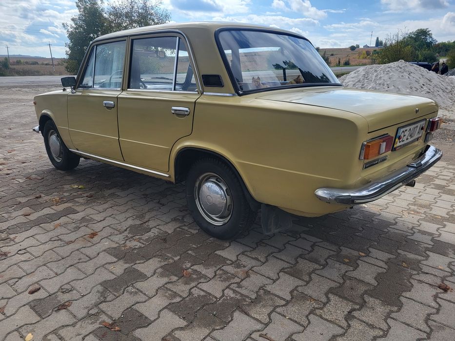 Прадам авто з малим пробігом.