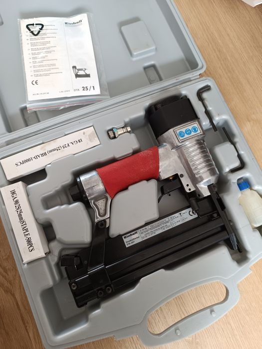 Grampeadora pneumática Einhell