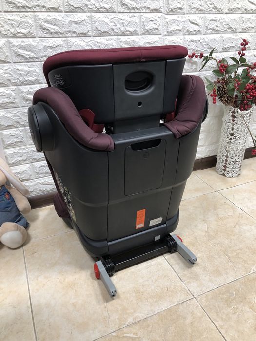 Автокрісло BRITAX ROMER KIDFIX 3 M Група 2/3 (15-36 кг) бустер