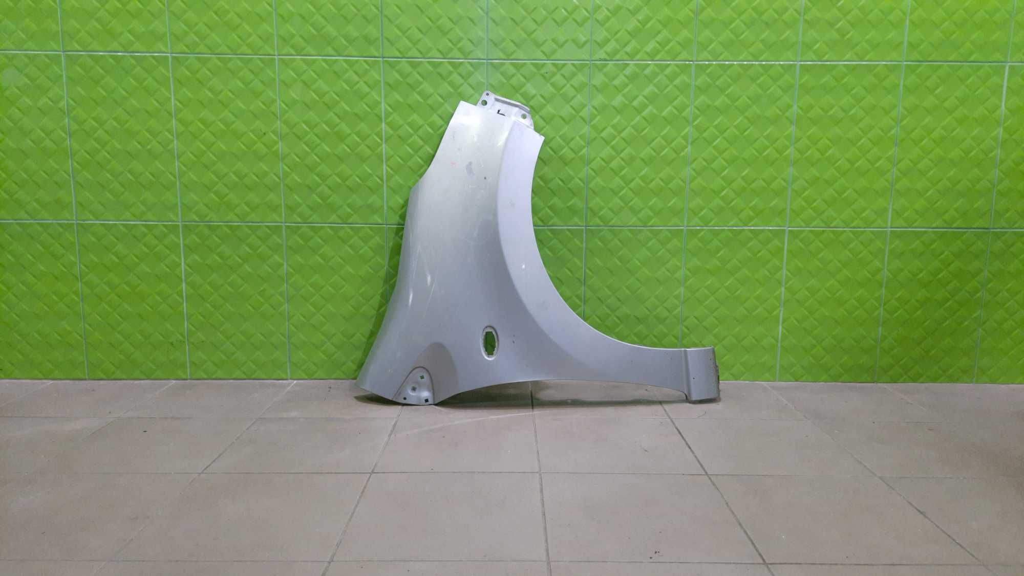 Крило Suzuki Alto 2009-2014 Honda CR-V 2006-2012 Opel Zafira 2005-2011