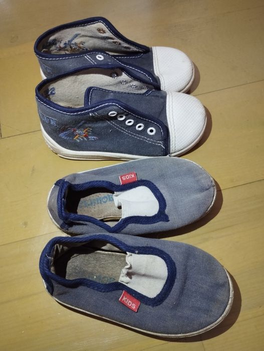 Отдам кроксы и кеды 25-26 размер