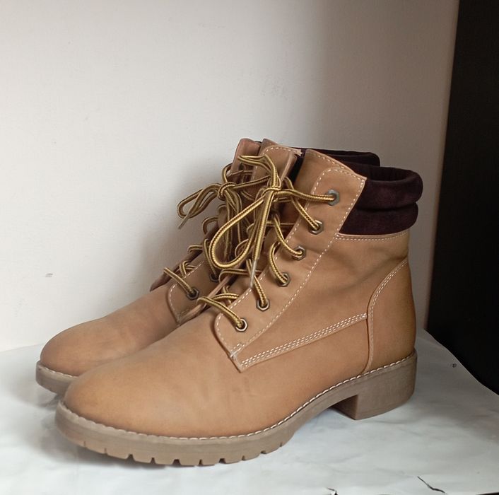 Trapery damskie botki marki Land Rover rozmiar:39 brązowe