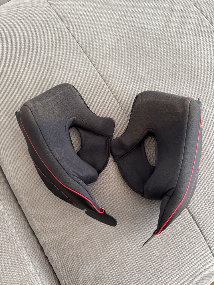 Kask HJC F70 rozmiar S