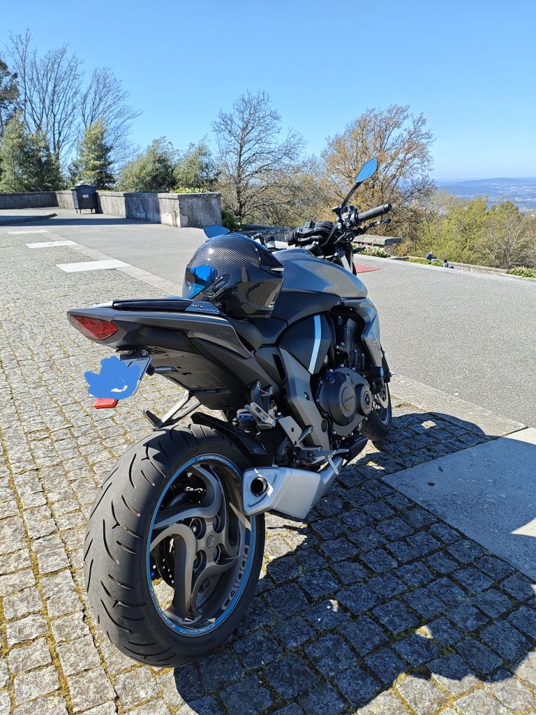 Honda cb1000r 2009