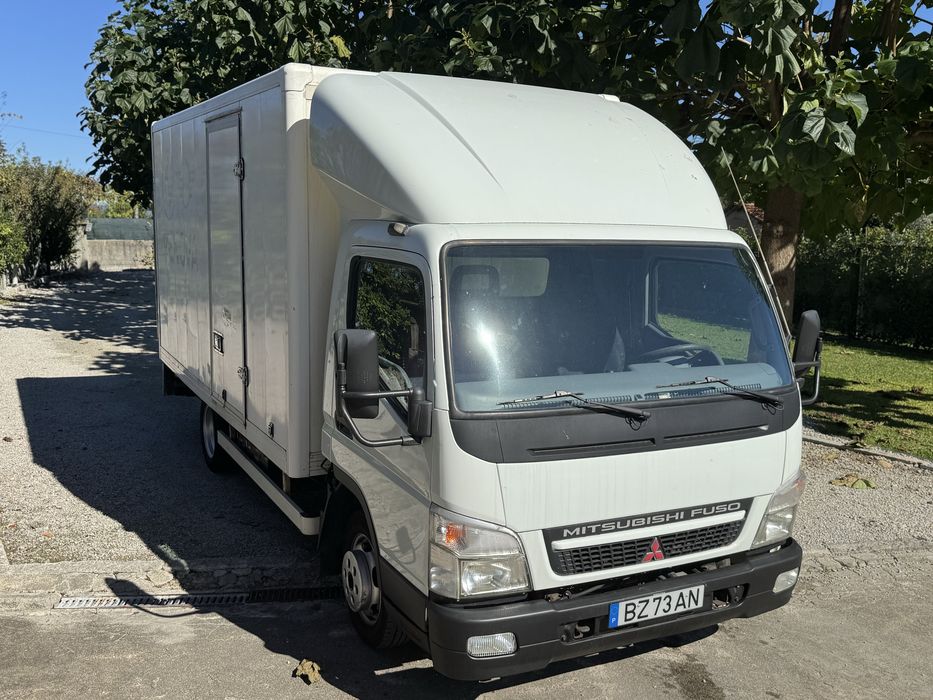 Mitsubishi Canter ligeira 3,0