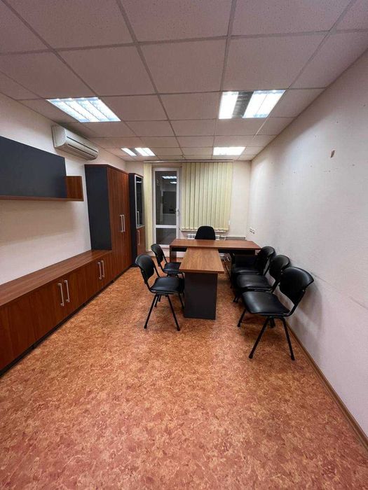 Аренда помещения с мебелью на Салтовке 1-й этаж свой вход, метро!