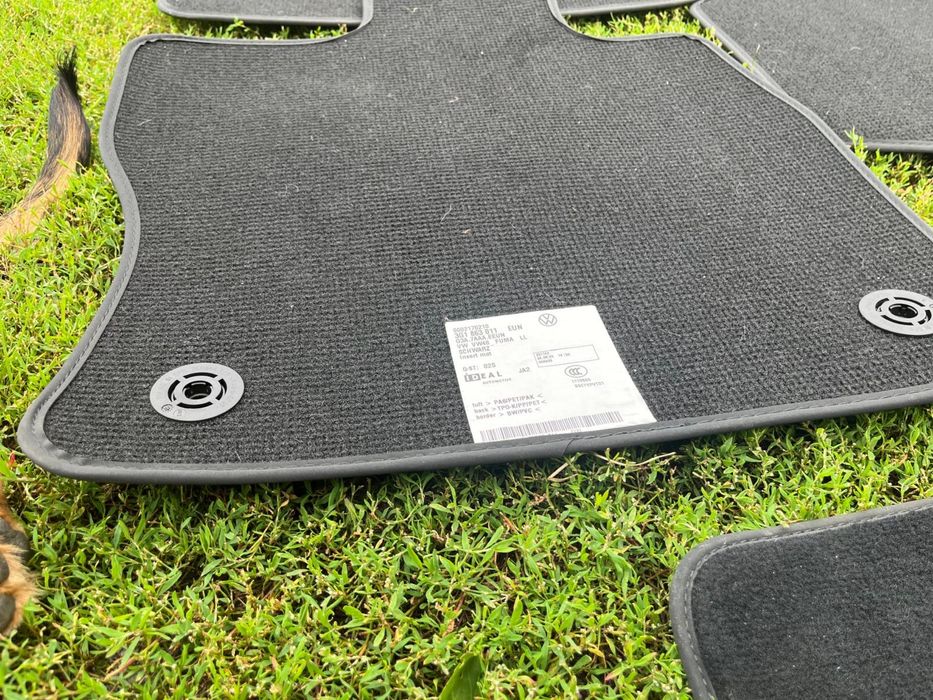 Dywaniki Welurowe Passat B8