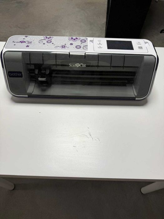Brother ScanNCut CM 600 - Plóter de corte con escáner