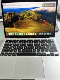 MACBOOK AIR M1 13"  8,  520.