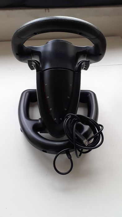 Volante Subsonic (PS4/PC) com pedais incluídos NOVO