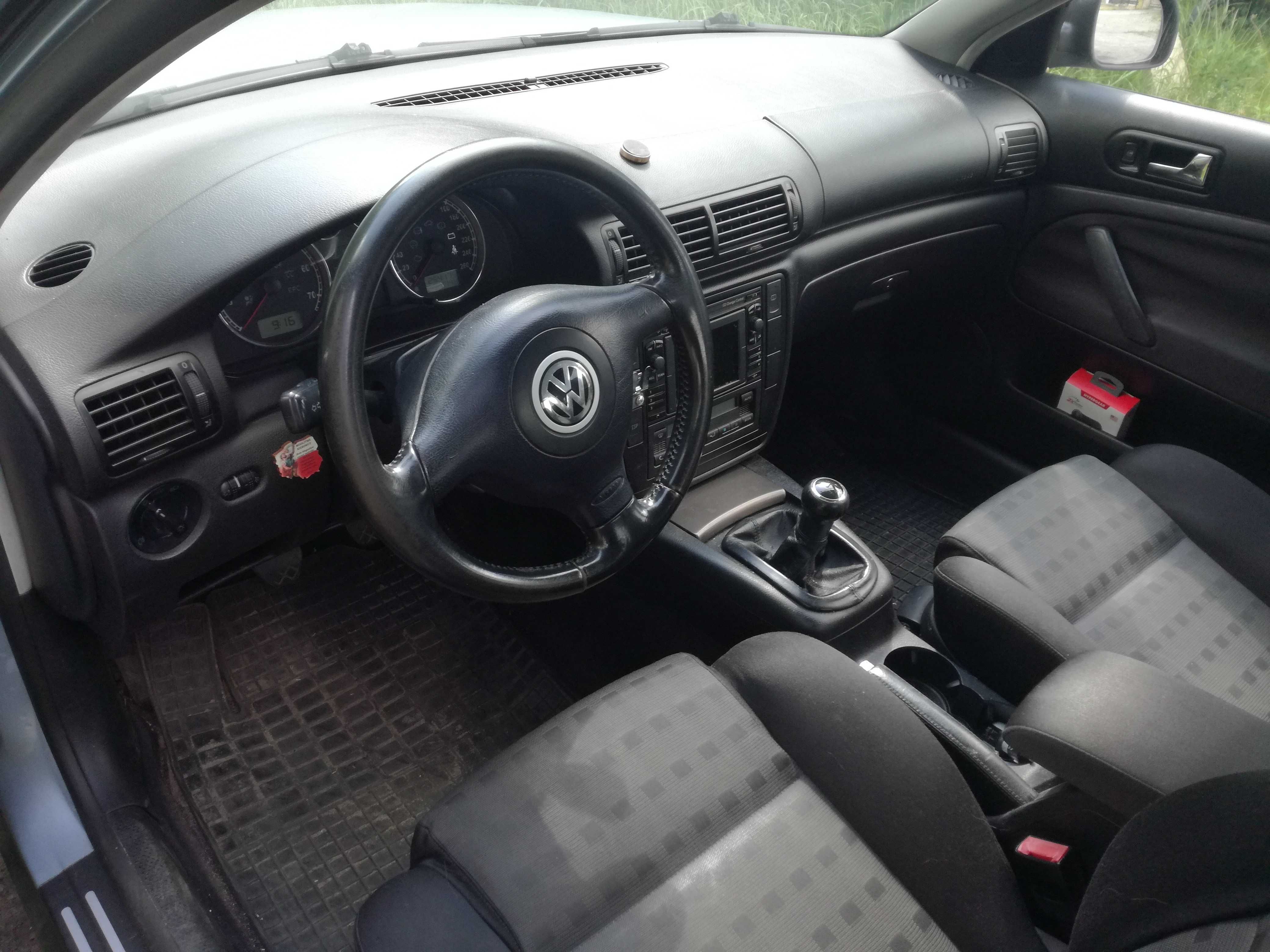 Ładny VW Passat 2.0 benz.klima sedan nowe opony opłaty do 11.12.25