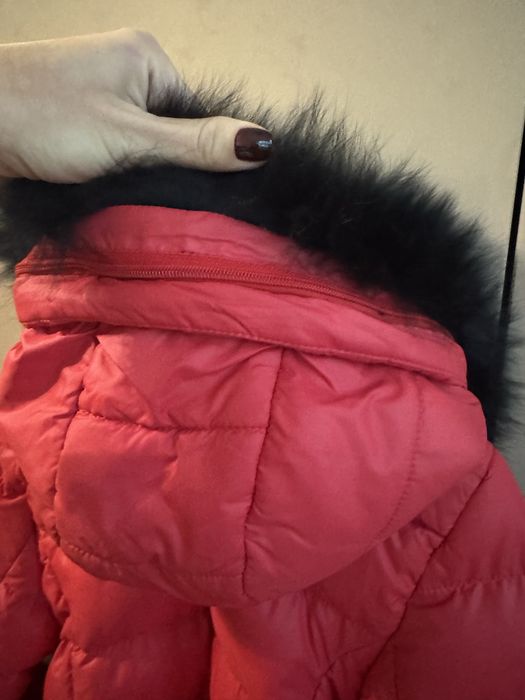 Продам зимове пальто, пуховик, куртку для дівчинки 6/7 (122)