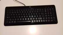 Teclado Logitech Compacto Layout PT Cabe em Mochila
