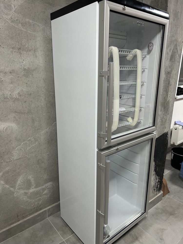 Холодильна вітрина, Холодильник Whirlpool ADN 230/1
