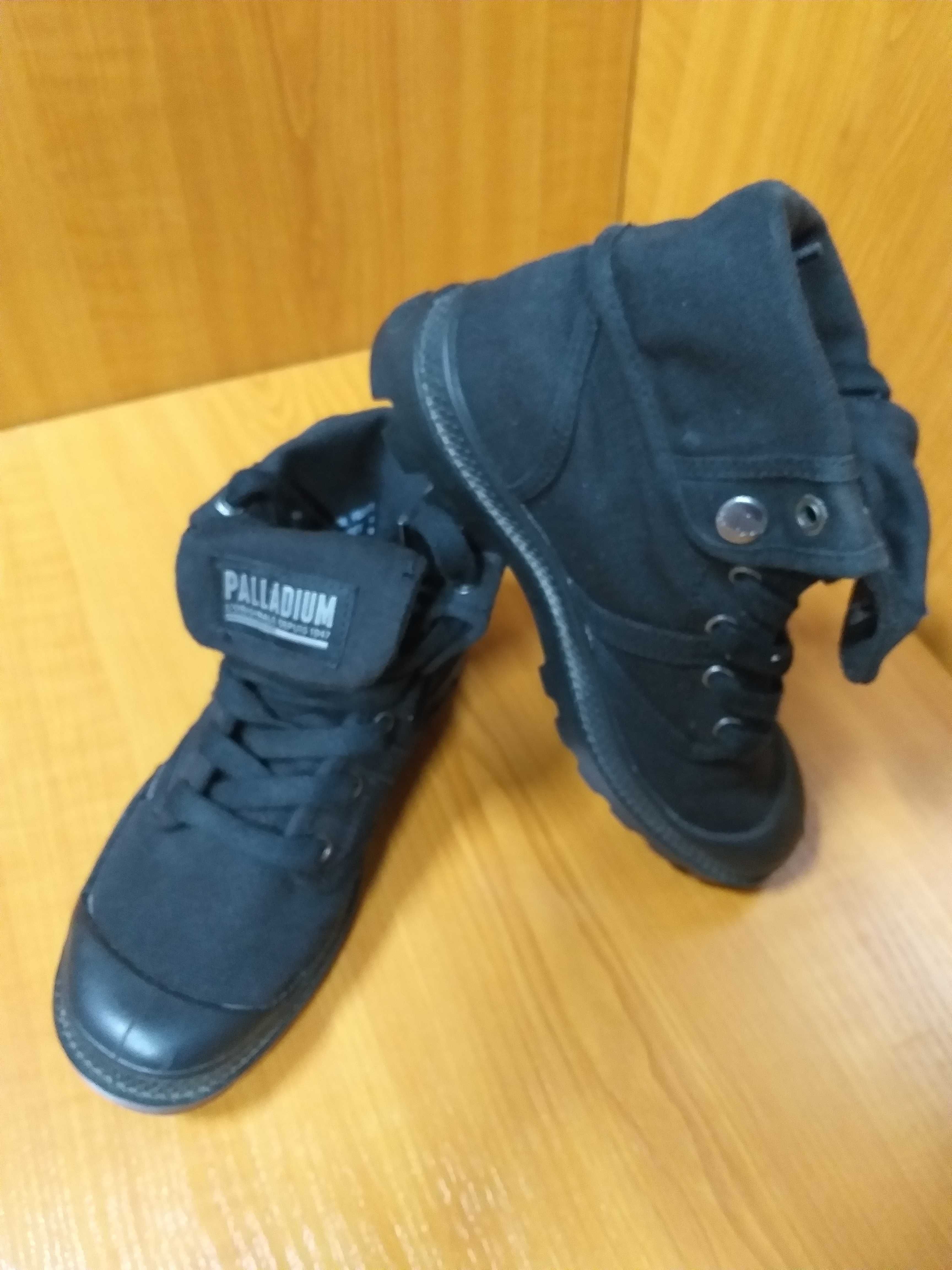 Buty   Palladium