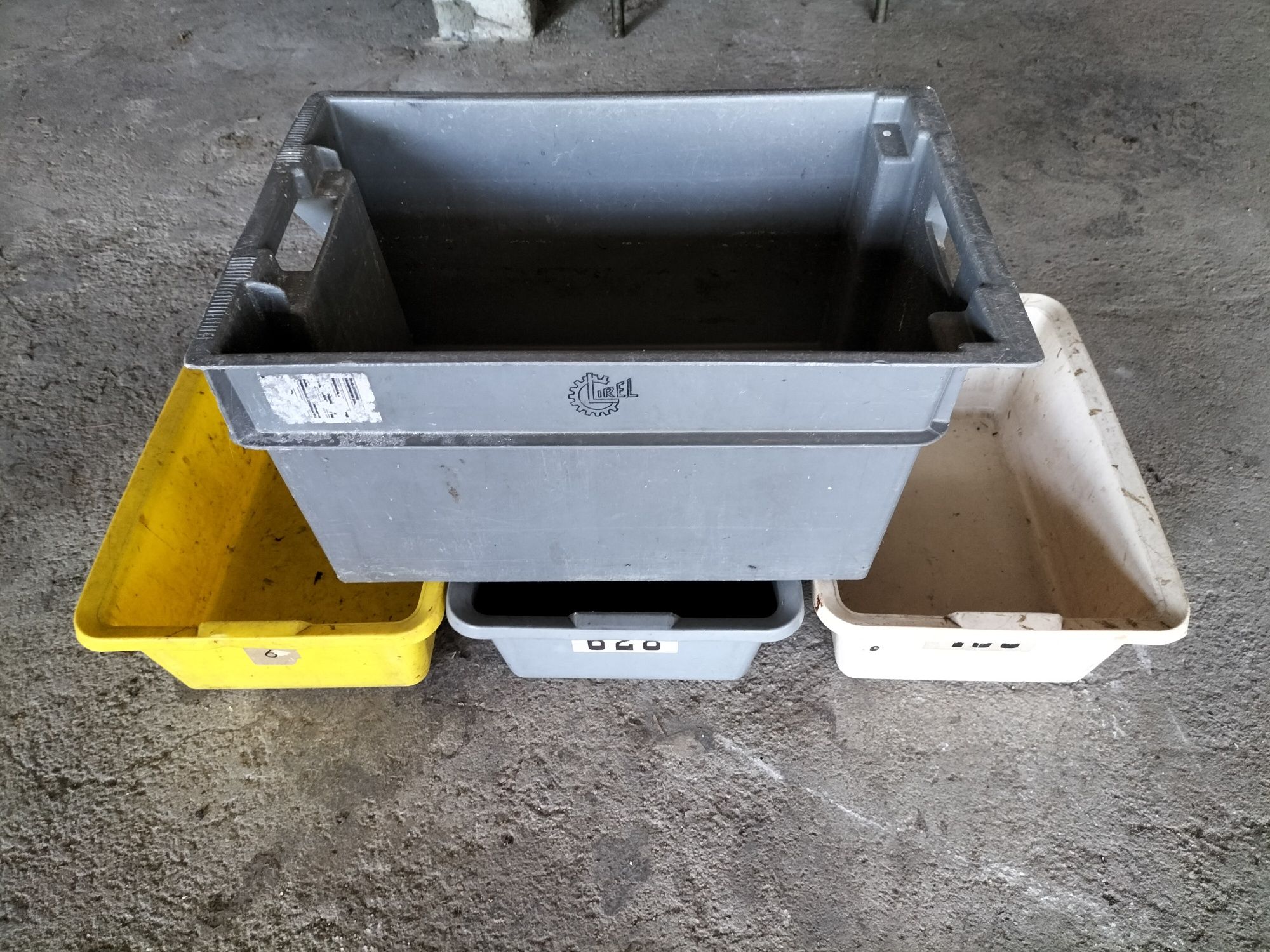Caixas de plastico