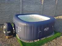 Jacuzzi lay z spa