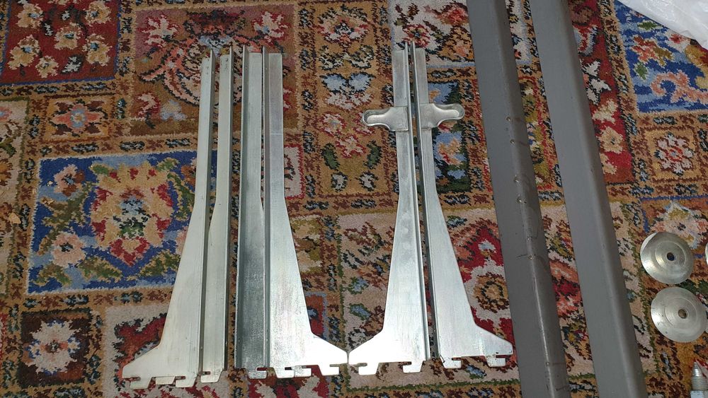 rusztowanie metalowe pod półki stelaż na regał