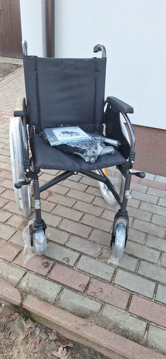 Wózek inwalidzki Vermeiren D200P