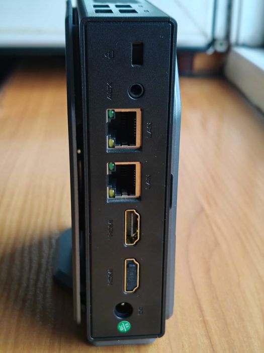 Mini komputer z Windows 11