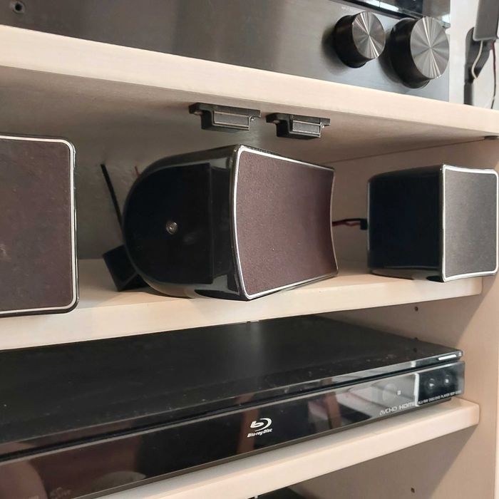 Amplituner AV Onkyo HT-R538 plus pełny zestaw głośników jamo