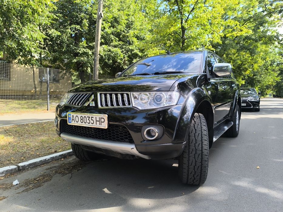 Продам Mitsubishi Pajero Sport