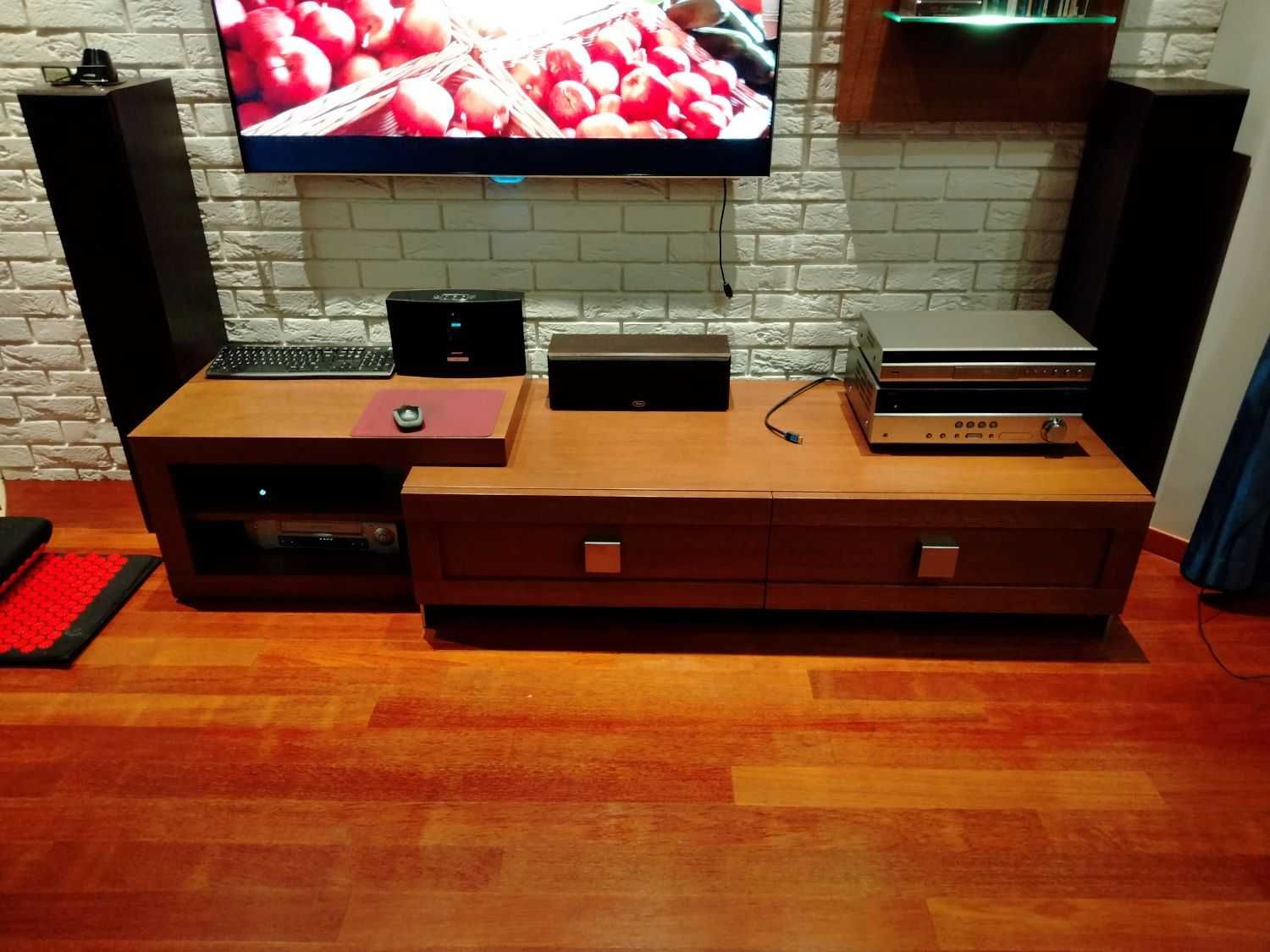 Meble Paget z kolekcji Cuba