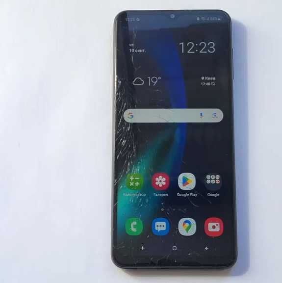 Samsuns A12. 3/32Gb. Полностью рабочий.