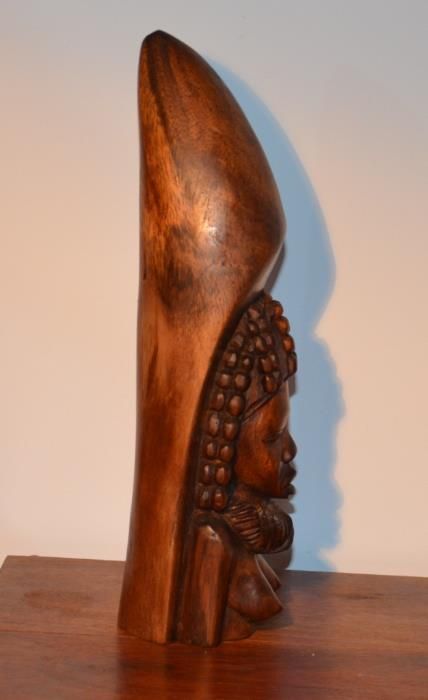 Busto Mulher Africana – Origem: Angola