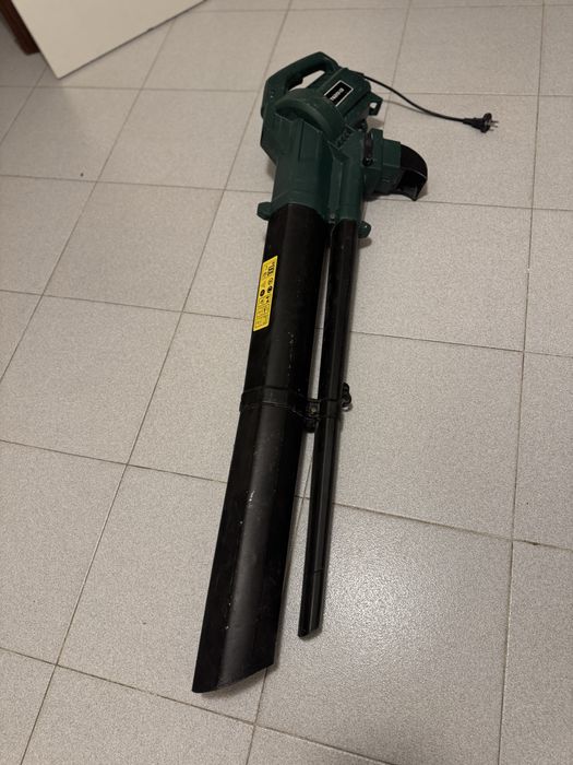 Sopradorde folhas e outros