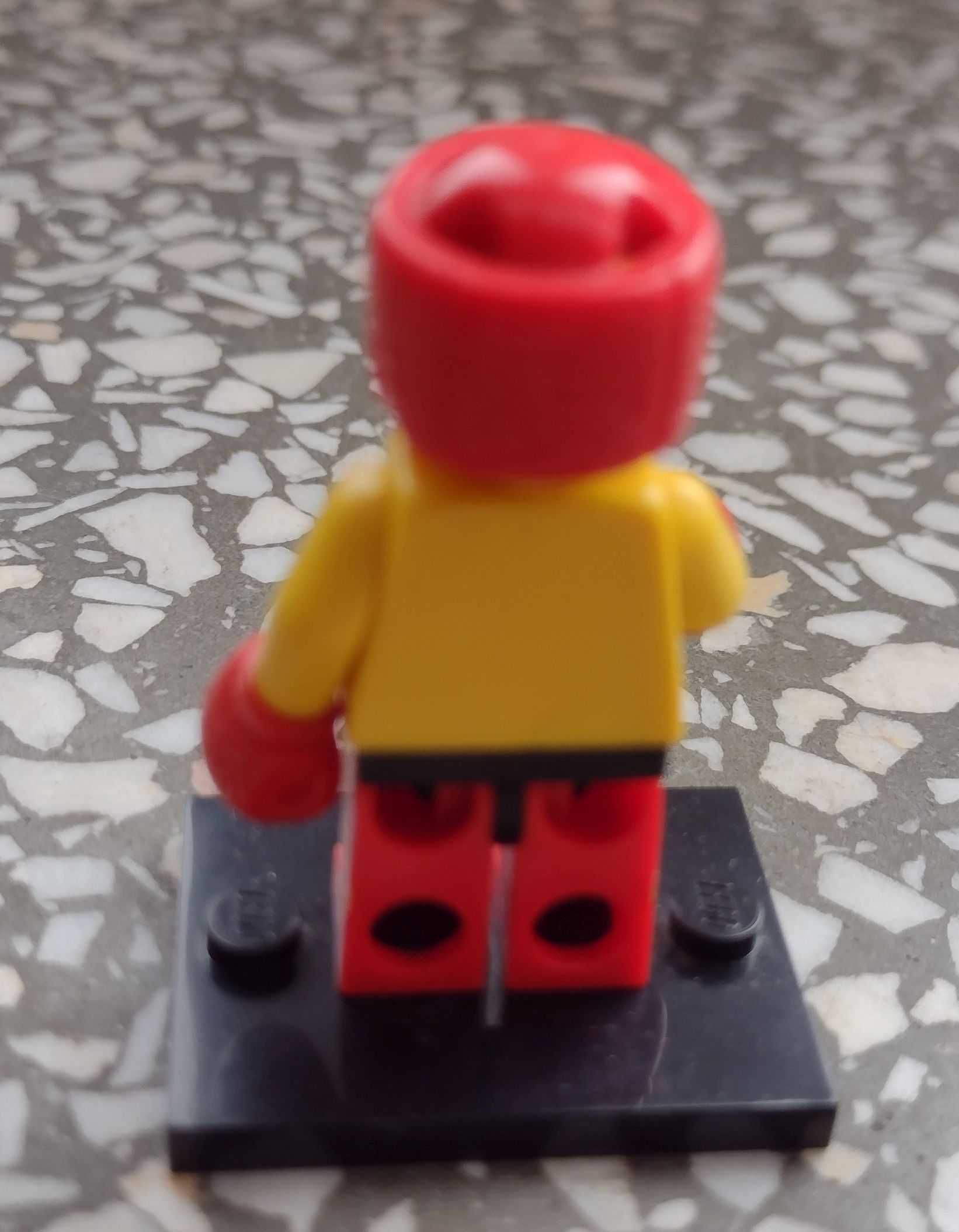 Lego minifigurka seria 5 - Boxer