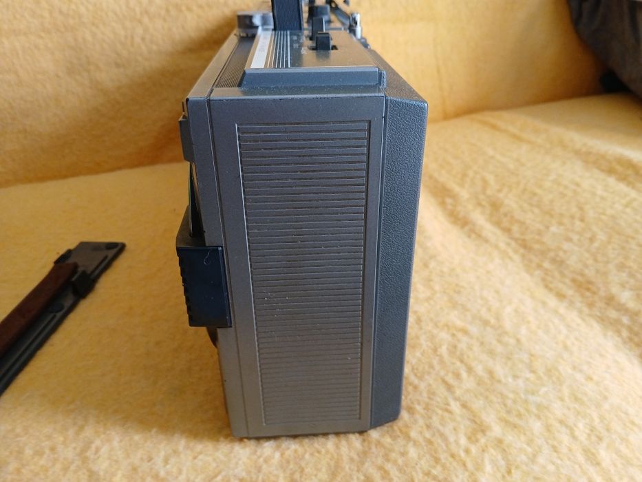 Radio JVC stereo cassette recorder RC-660