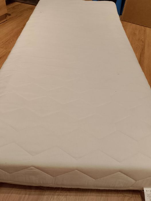 Oddam za darmo Materac