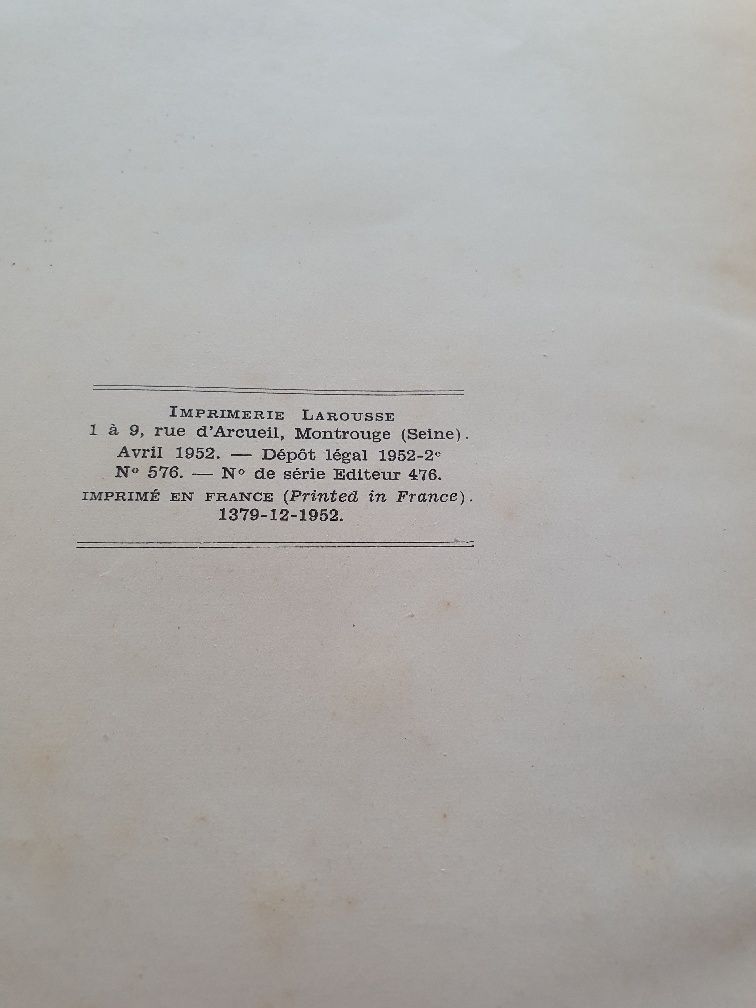 Livro Nouveau Larousse  MÉDICAL