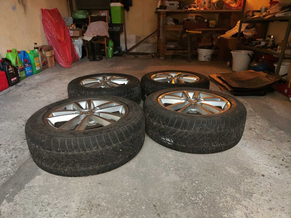 Koła felgi aluminiowe plus opony zimowe do Toyota Auris, Corolla