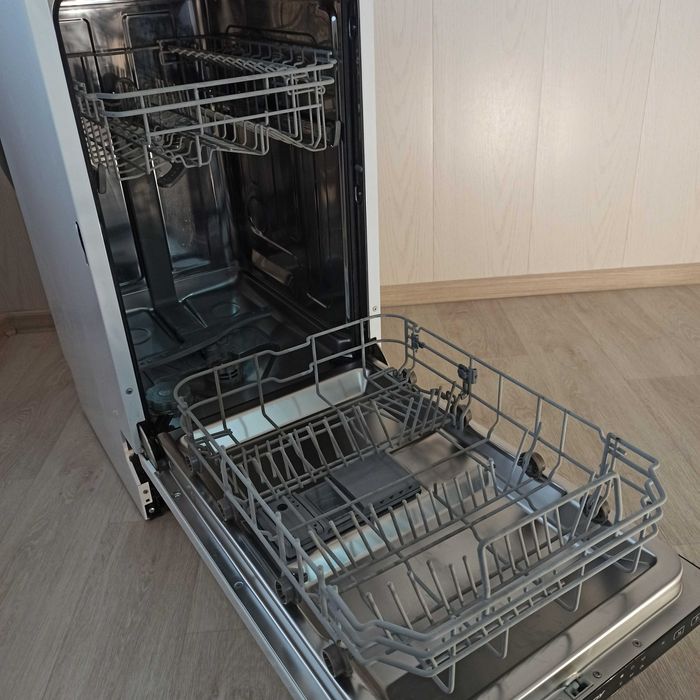 Встраиваемая посудомоечная машина CANDY CDI 1L949