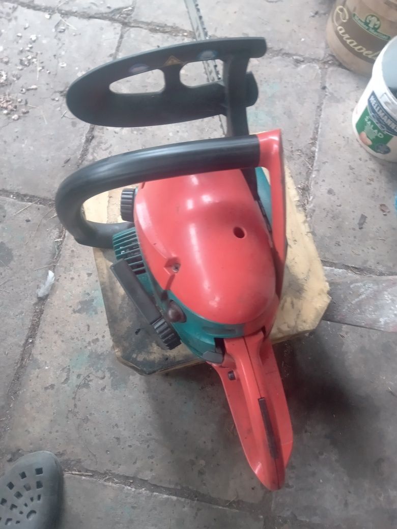 Dolmar 2,7 kM. /Makita 4610 ,2,7kM