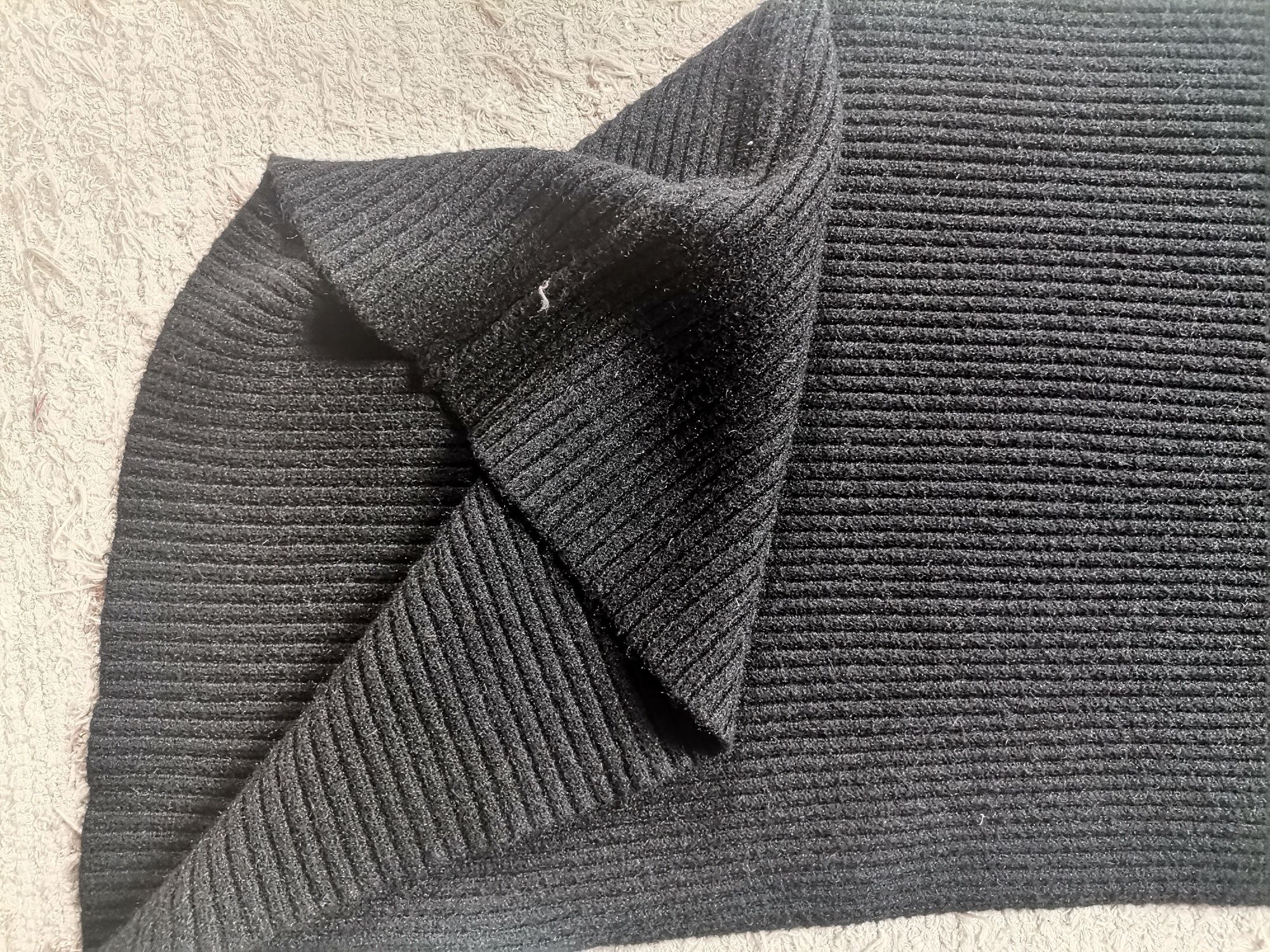 Vestido preto de malha