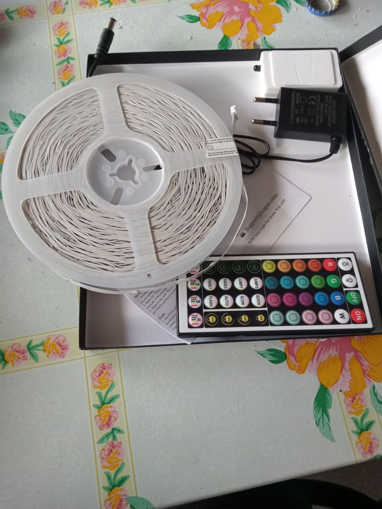 Zamienię ledy RGB nowe 50metrow