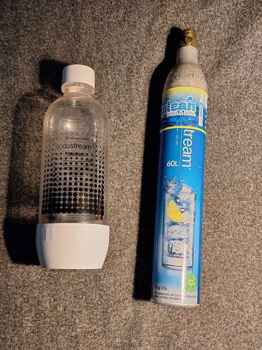 nabój sodastream plus plastikowa butelka