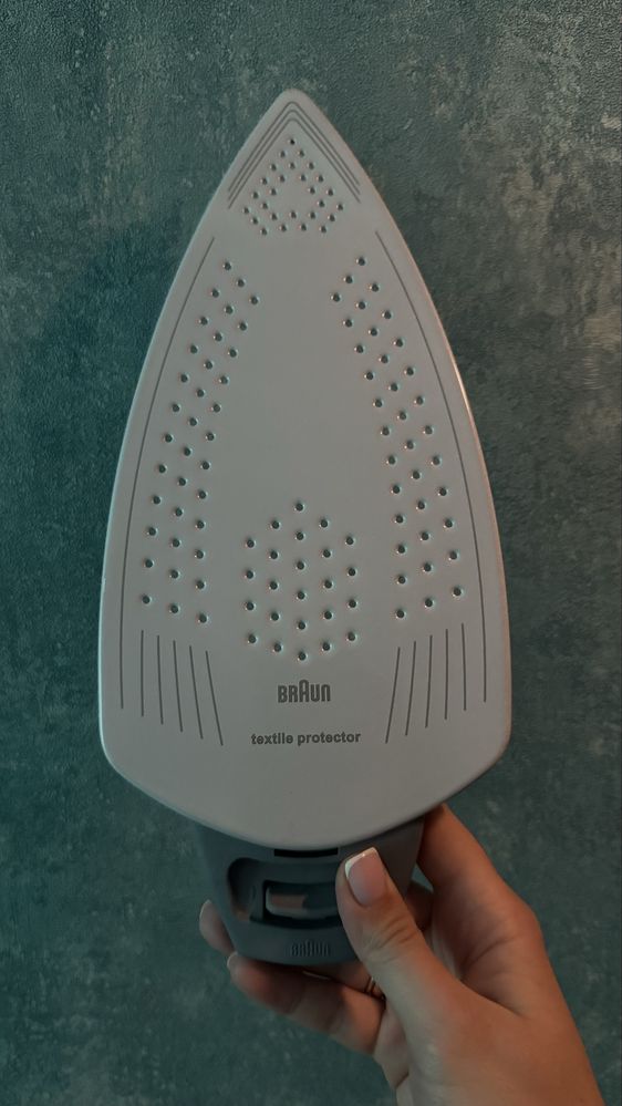 Насадка 67051356 на підошву праски Braun для делікатного прасування