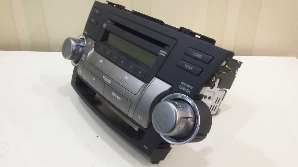 Штатна магнітола CD MP3: 86120-48N10-C0 - Toyota Highlander.