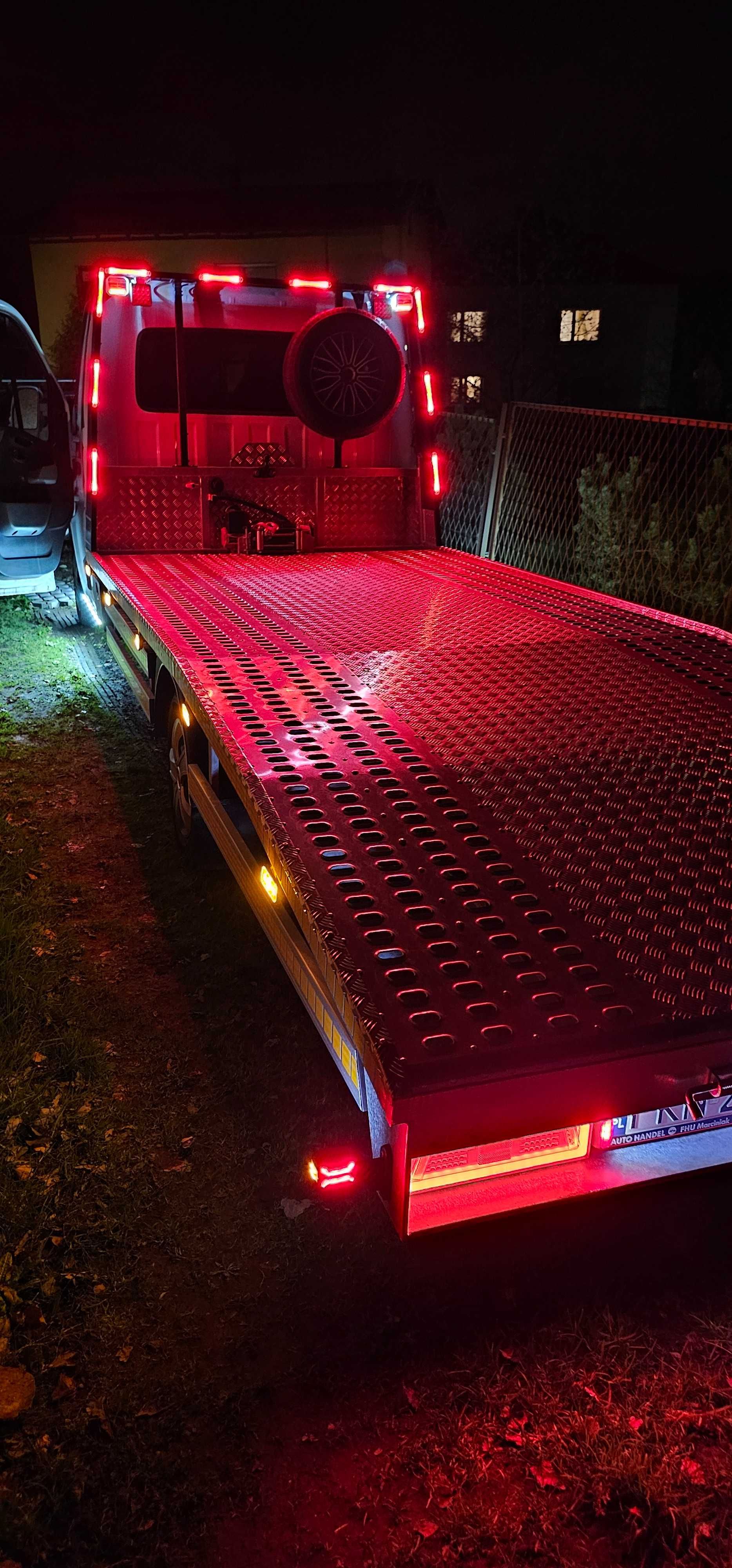 Transport samochodów, pomoc drogowa, laweta