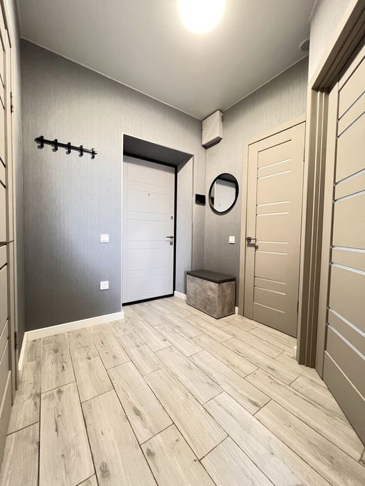 Эксклюзив!! Продам квартиру с ремонтом в ЖК Лазурный !!