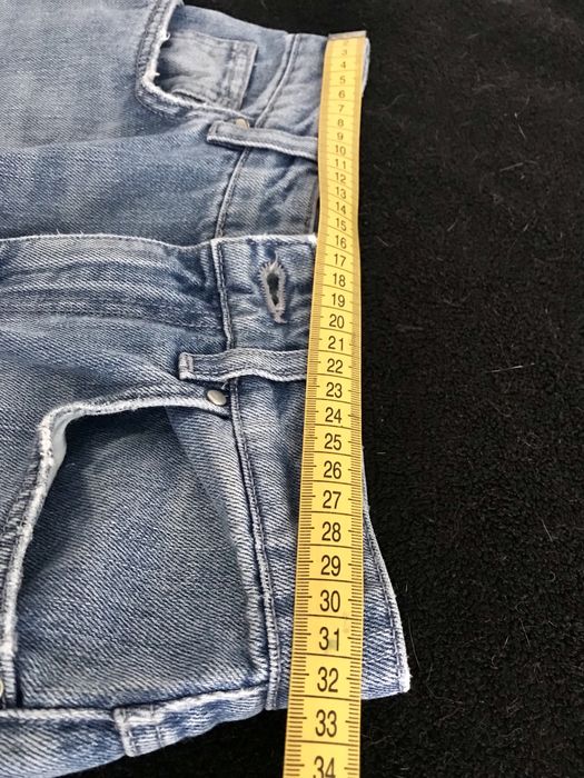 Spodnie jeansy jeans Monki XS 34 dziury swietne jak nowe