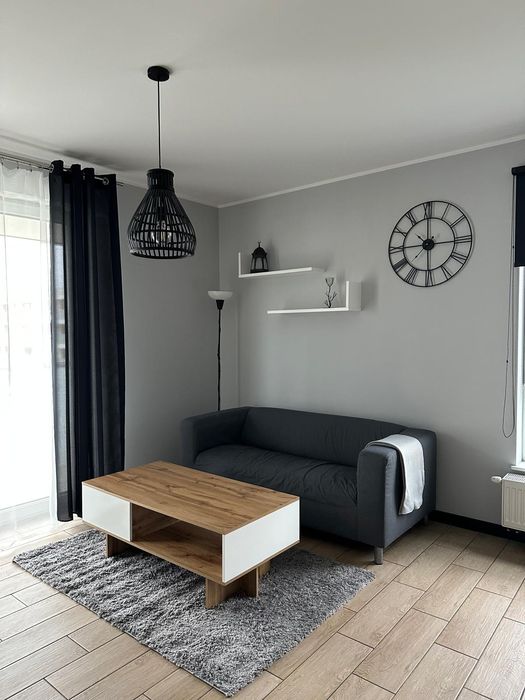 Wynajmę mieszkanie 37 m², Balkon, Miejsce w hali, komórka lok.