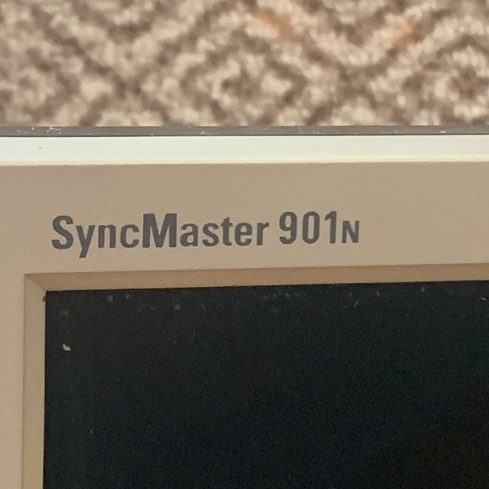 Monitor Samsung SyncMaster 901N do komputera
