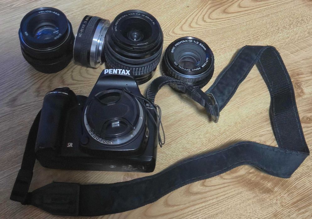 PENTAX K-x + obiektywy+ akumulatorki + dużo akcesoriów