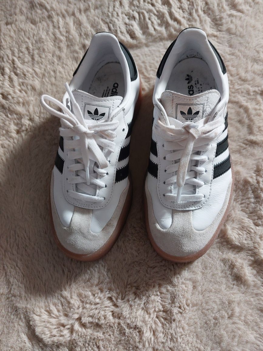 Tenis Adidas Sambae