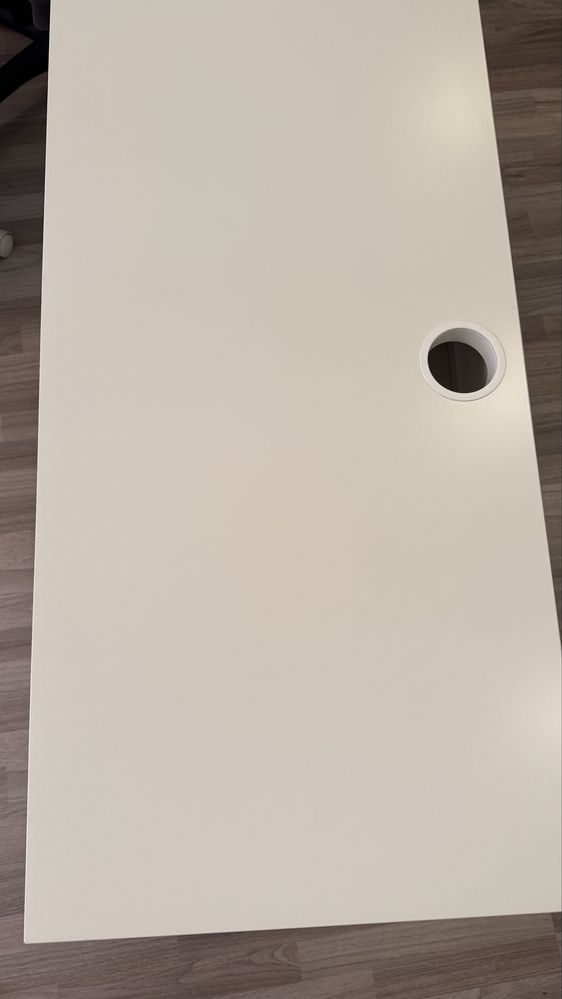 Стіл письмовий Ikea